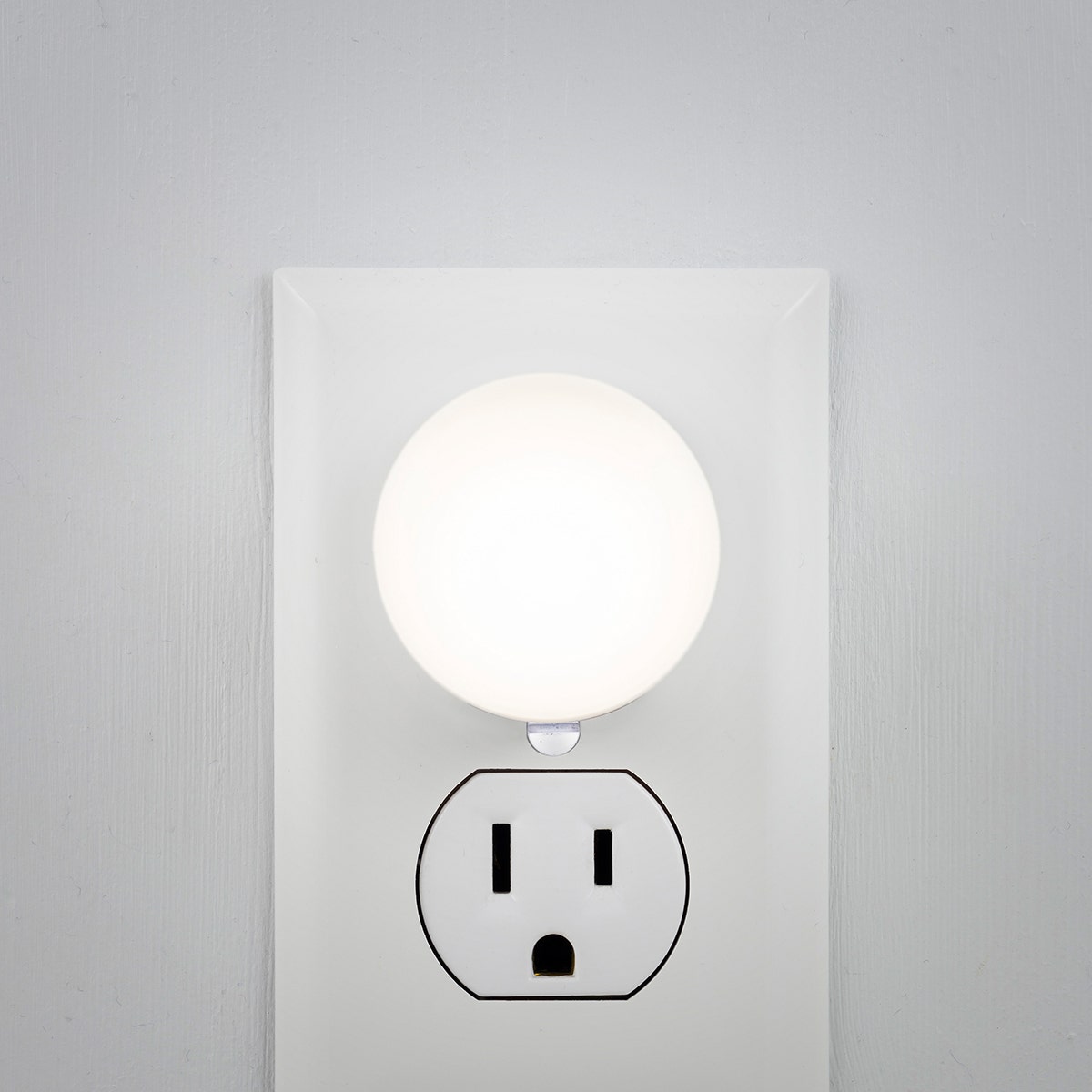 Lights by Night LED GLO Dot Light Sensing Night Light, 4 Pack, White