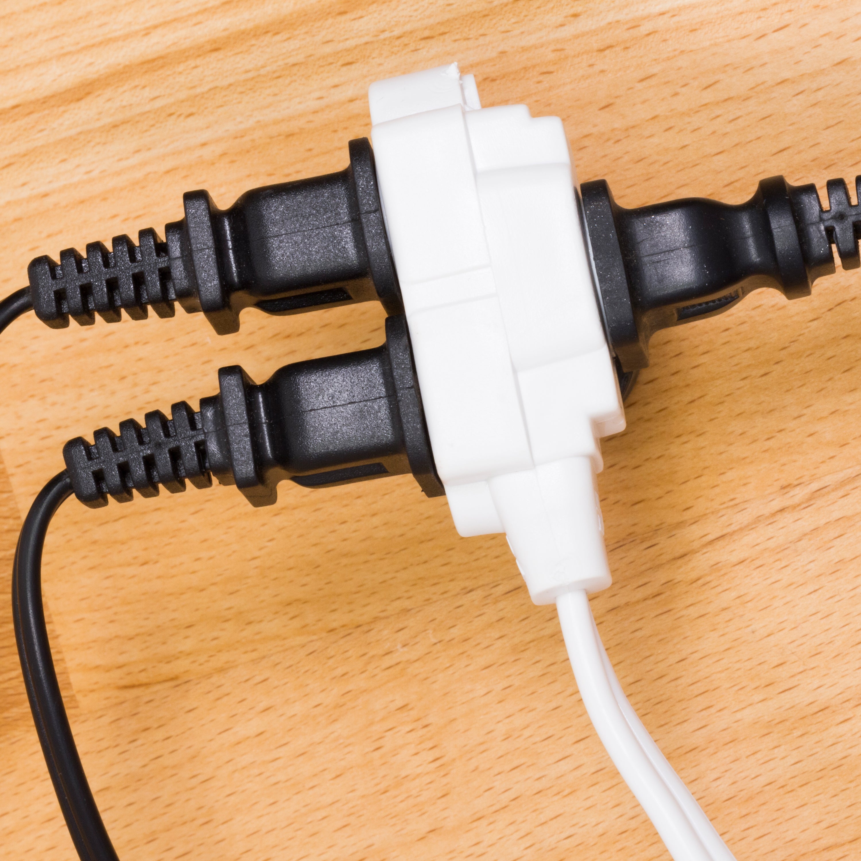GE 15ft. 3-Outlet Polarized Extension Cord, White