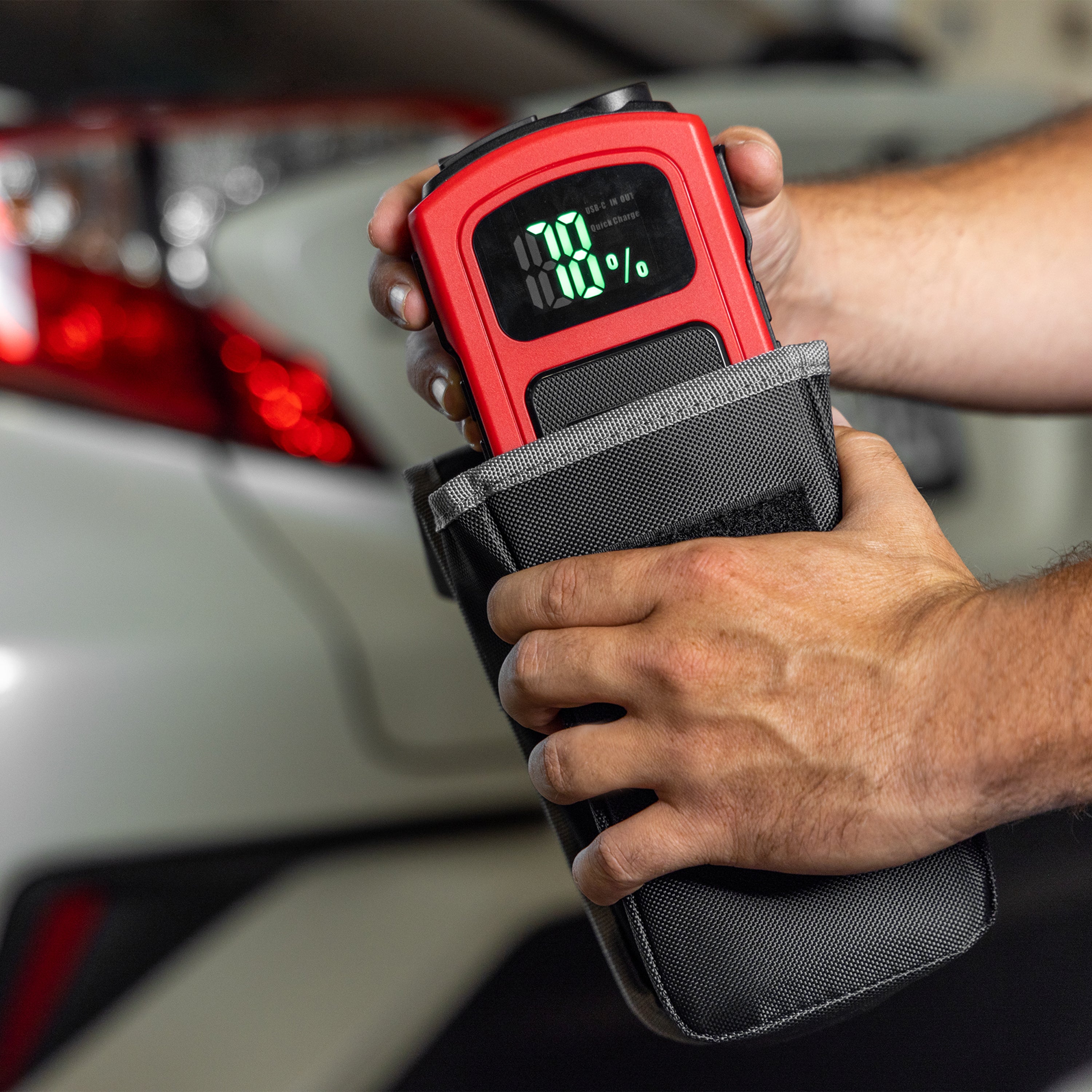 UltraPro Elite Portable Jump Starter, 8000mAh, 800A peak, USB-C, USB-A ports