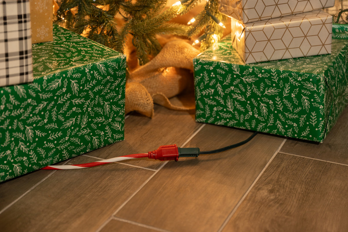 GE-branded 1-Outlet Grounded Extension Cord, 30ft., Outdoor, Candy Cane
