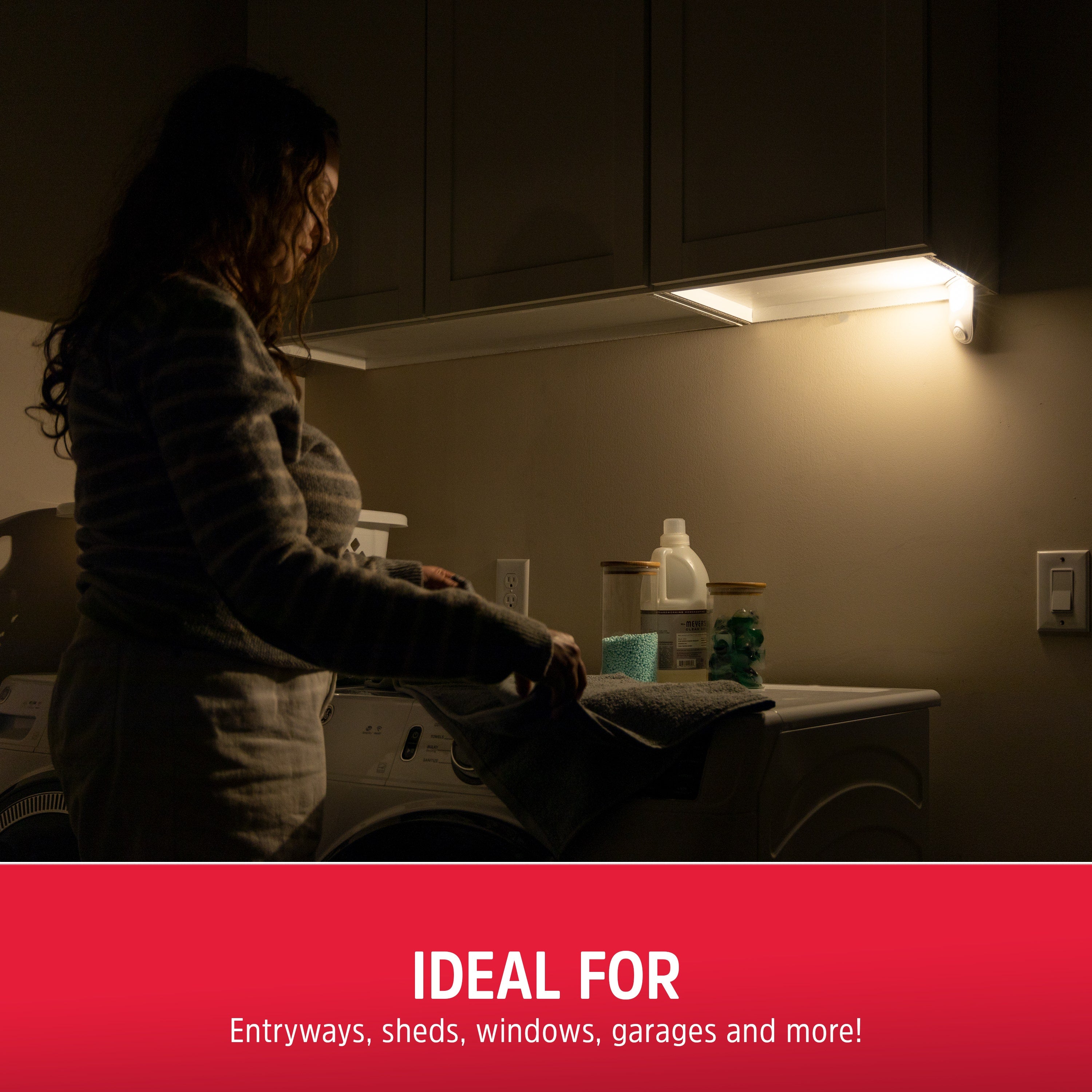 Energizer Indoor/Outdoor Motion-Sensing LED Security Light, White