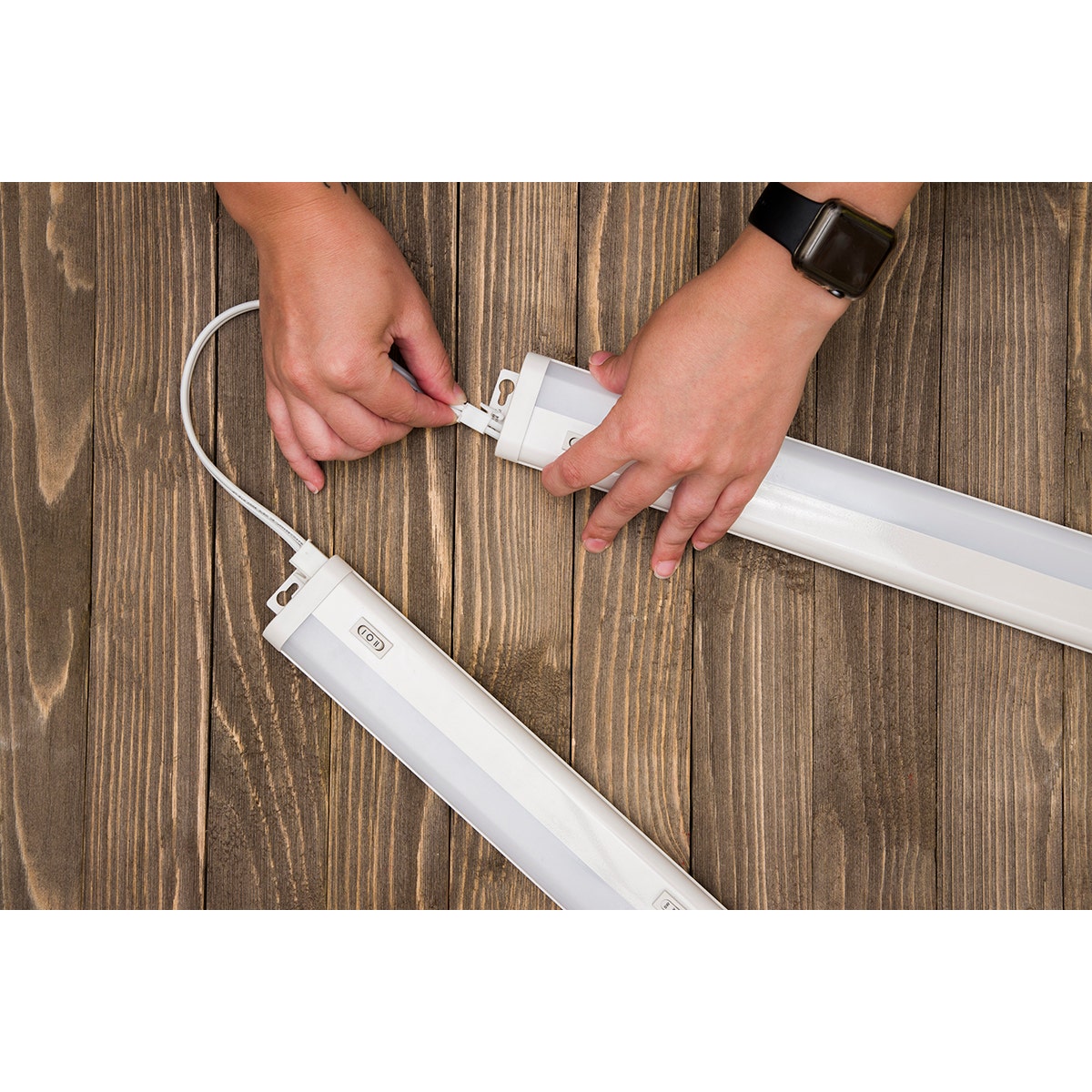 UltraPro 36in. Under Cabinet Light Fixture Linking Cord, White