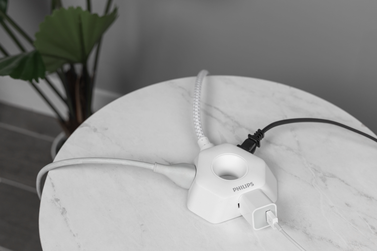 Philips EZGrip Indoor Extension Cord with Multiple 3 Prong Outlets, 4 Ft, White
