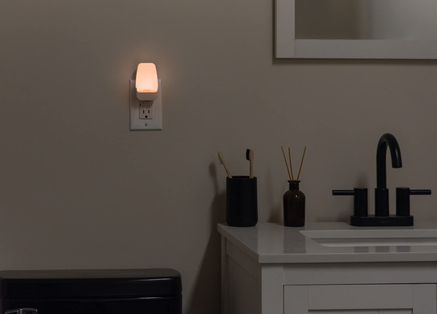 GE LED Light Sensing Night Light, 2 Pack, Amber