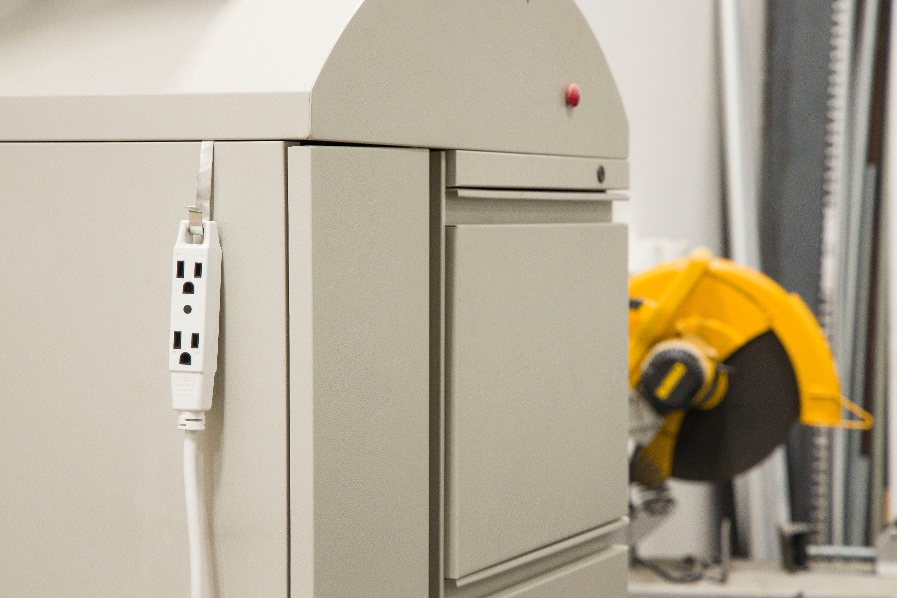 UltraPro 3-Outlet 25ft. Extension Cord, White