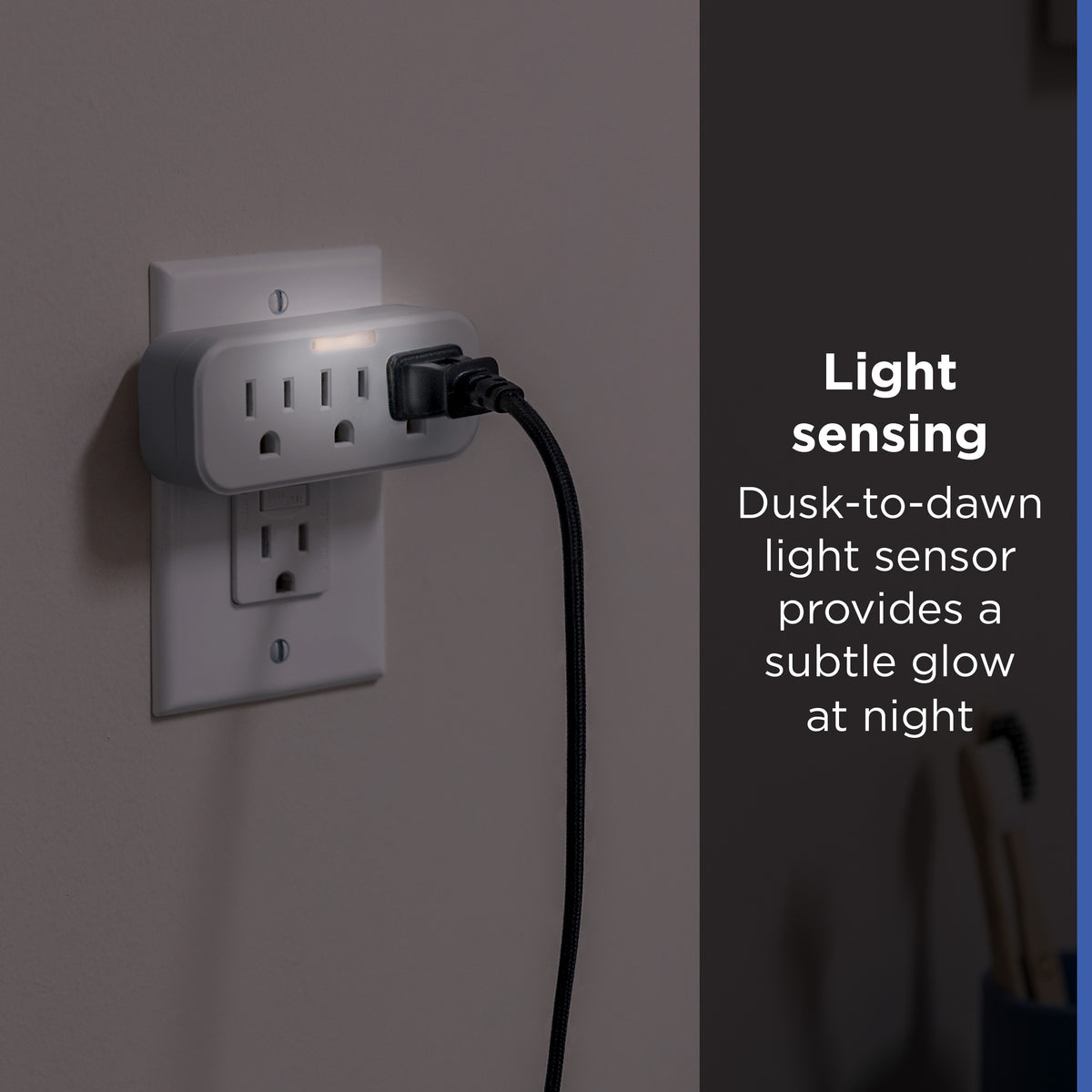 GE Guide Light 3-Outlet Tap, White