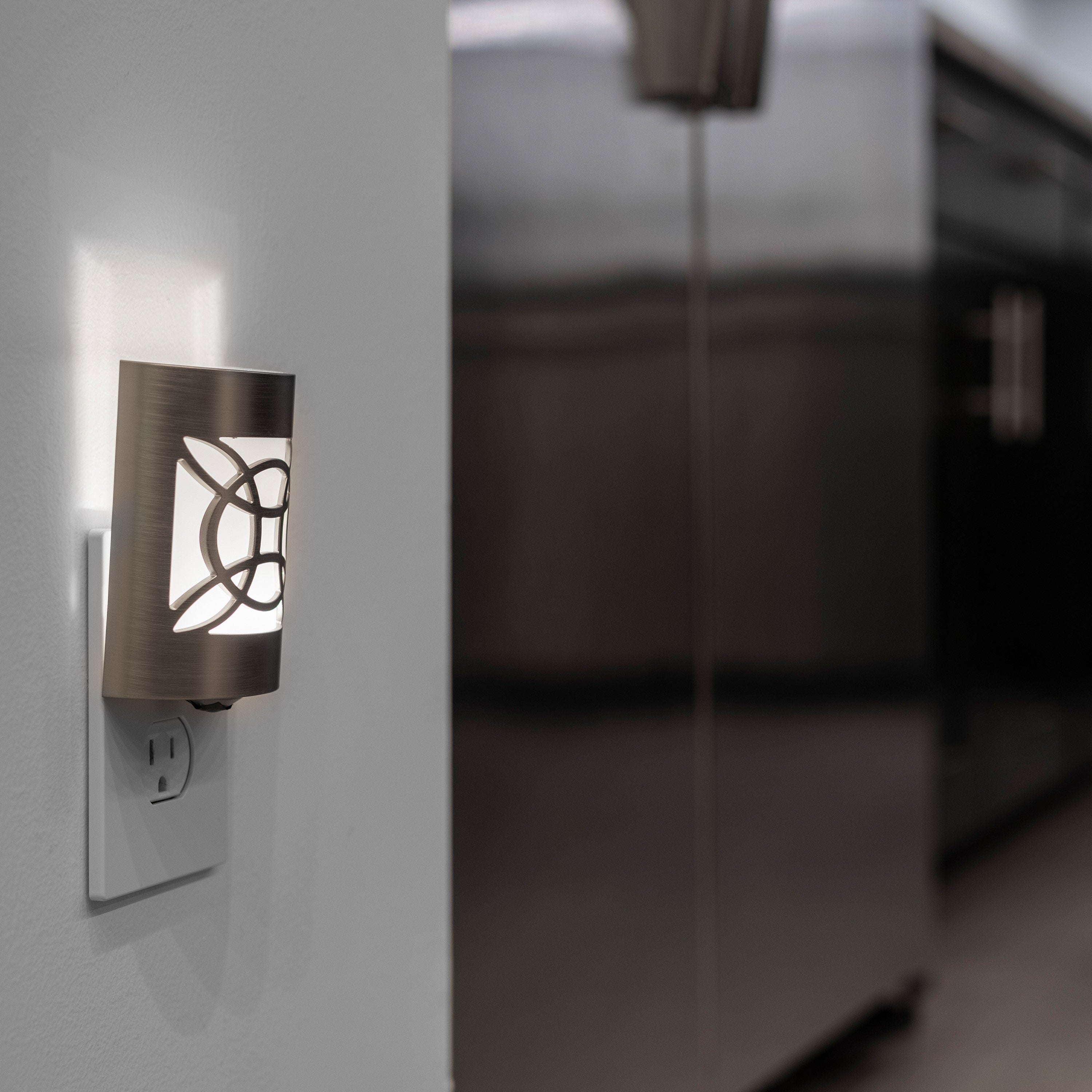 GE CoverLite Celtic Design Light Sensing LED Night Light, Brushed Nickel