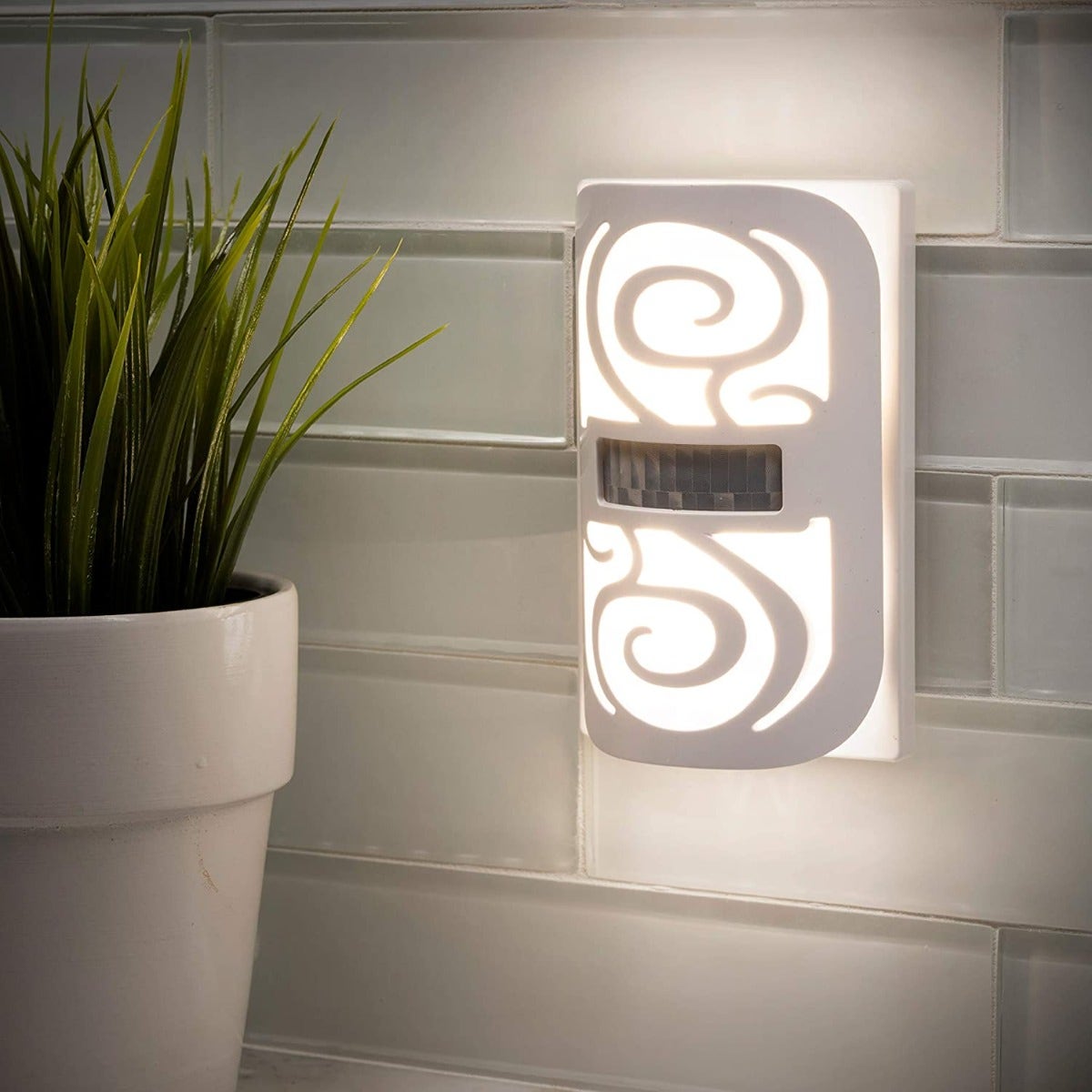 GE Motion-Select LED Night Light, White
