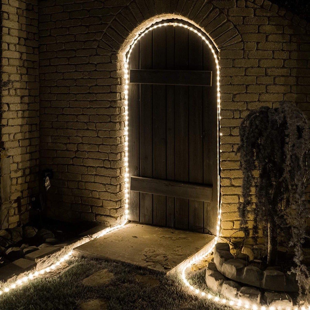 UltraPro Escape Indoor/Outdoor LED Rope Light, 16ft., Warm White