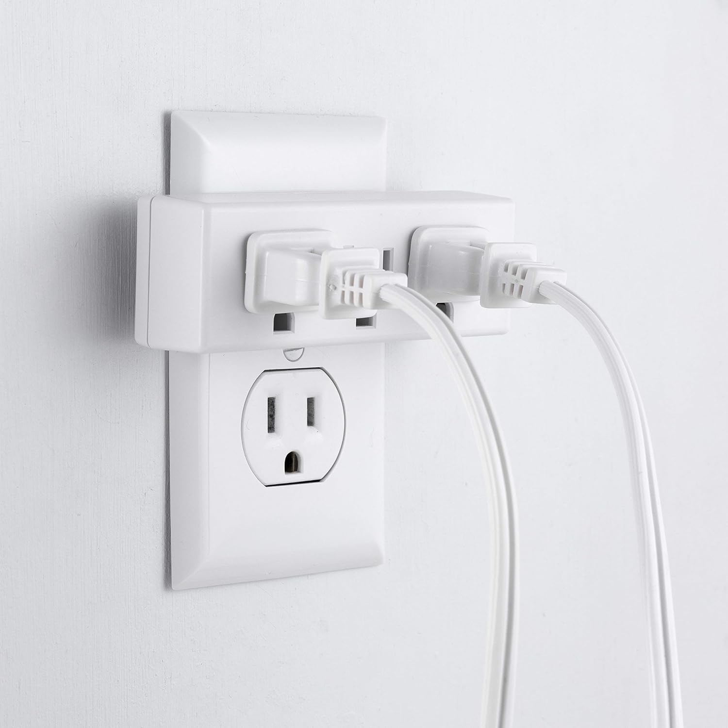 Philips Grounded 3-Outlet Tap, White, 4pk