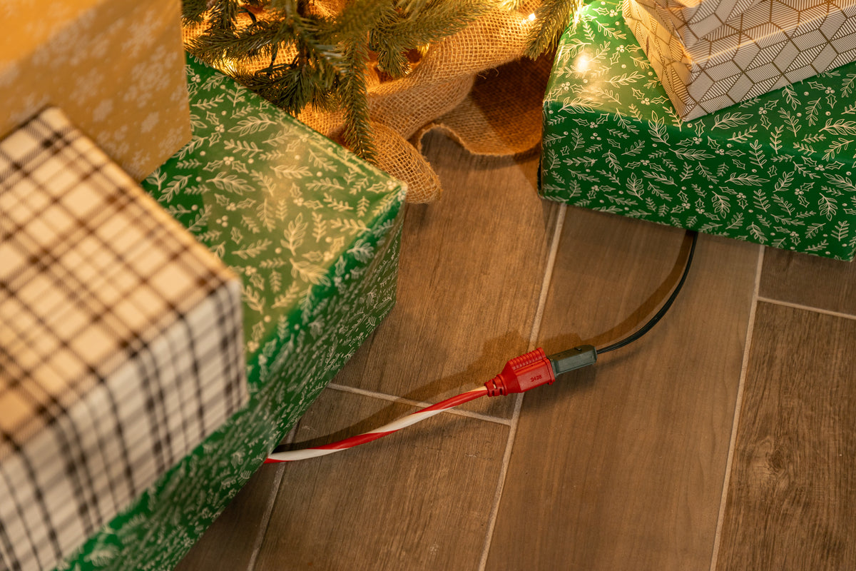 GE-branded 1-Outlet Grounded Extension Cord, 30ft., Outdoor, Candy Cane