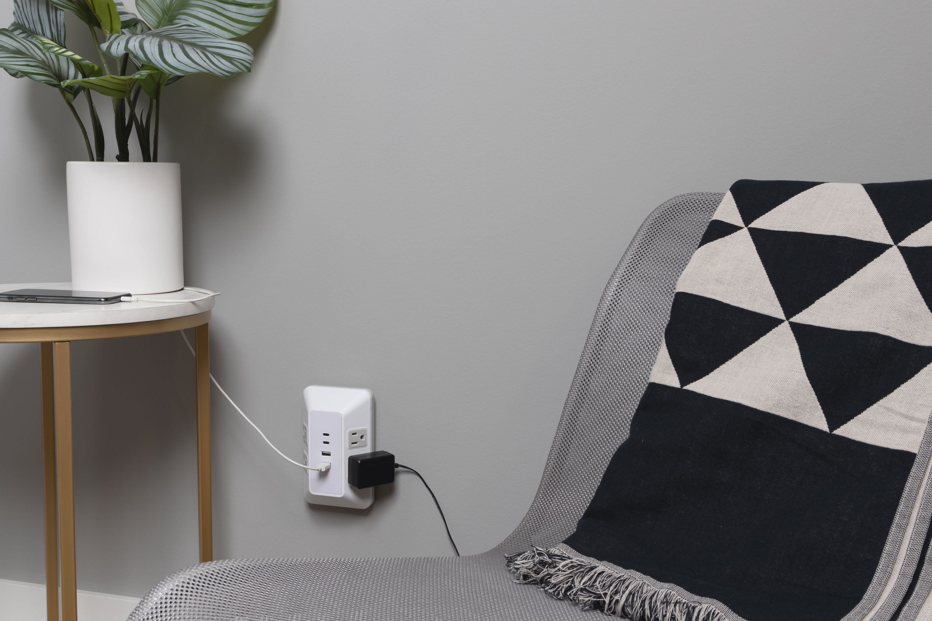 GE USB-Charging Wall Tap