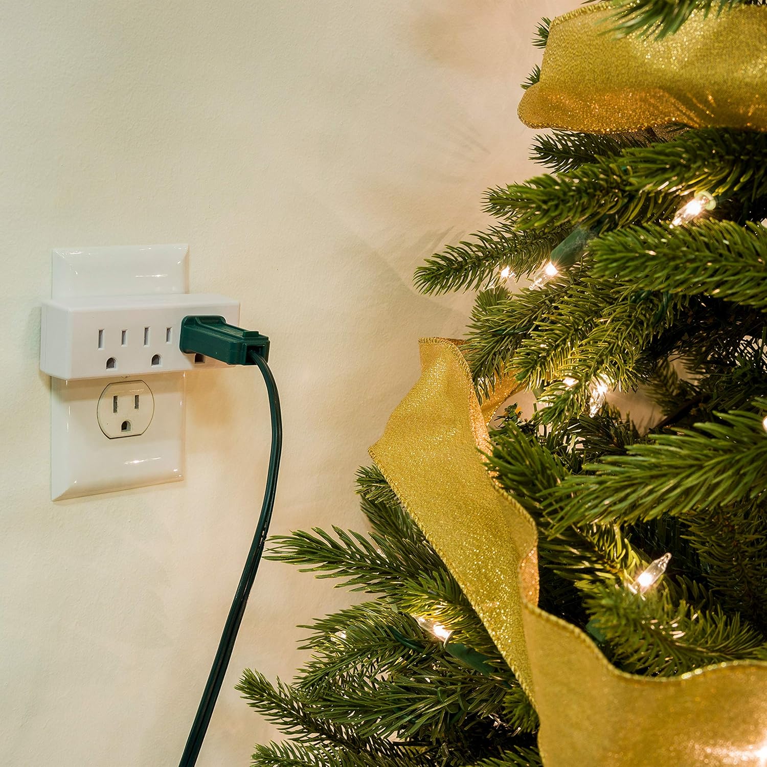 Philips Grounded 3-Outlet Tap, White, 4pk