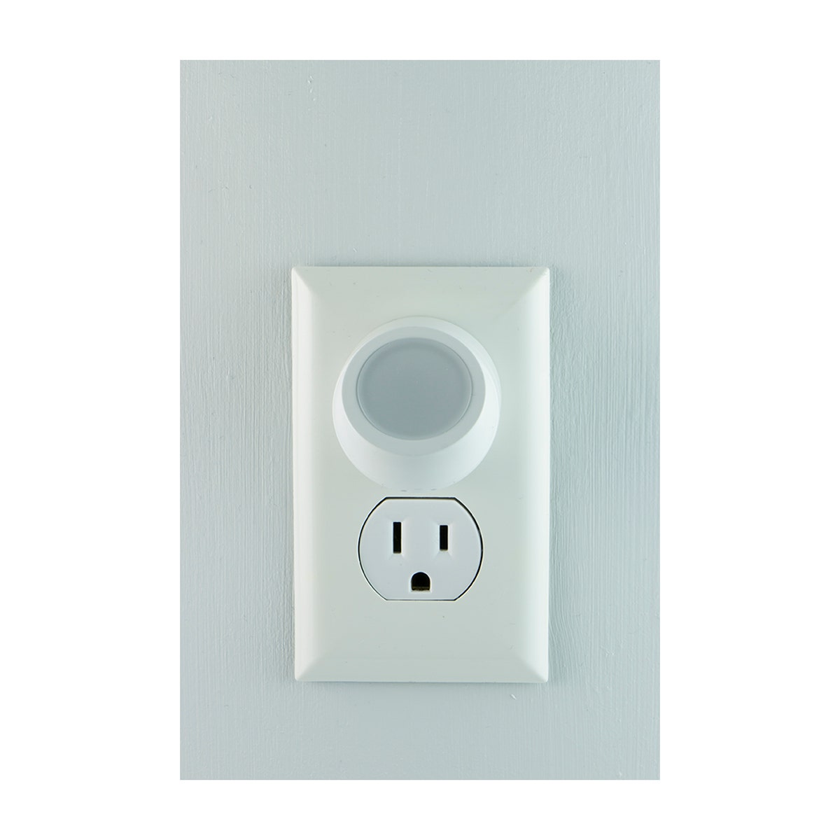 Energizer Plug-In Rotating Light Sensing LED Night Light, 2 Pack, White