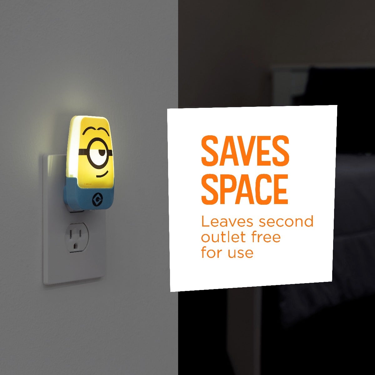 Minions Light Sensing LED Night Light, Yellow